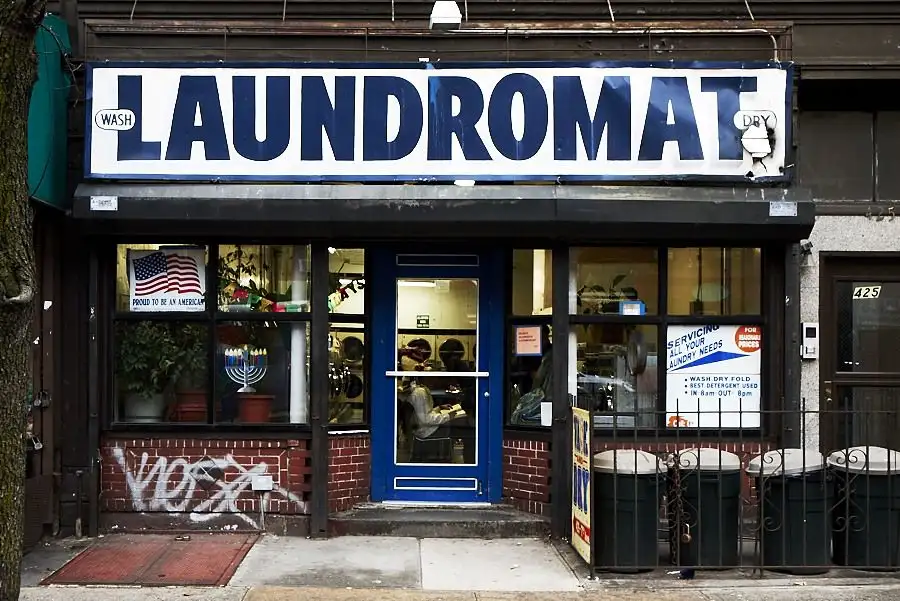 Man Lived Inside An Old NYC Laundromat