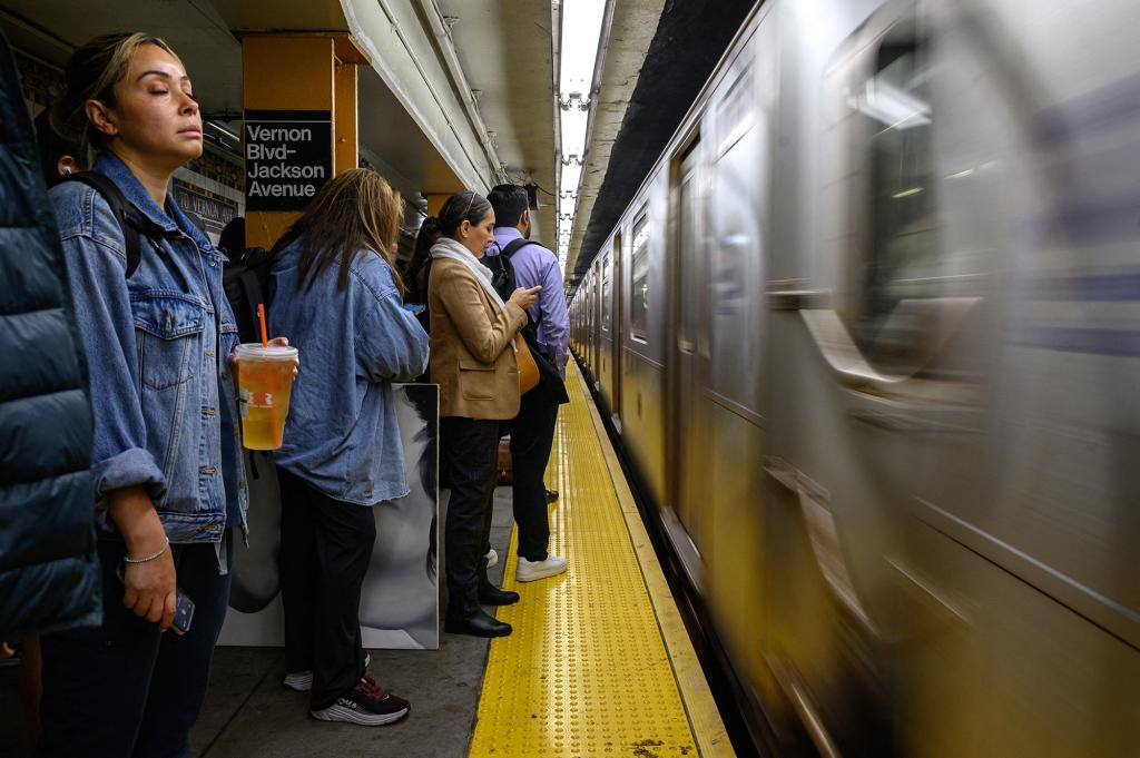 NYC Being the Most Unreliable Subway Line